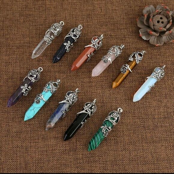 Jewelry - Natural healing stone pendent necklaces